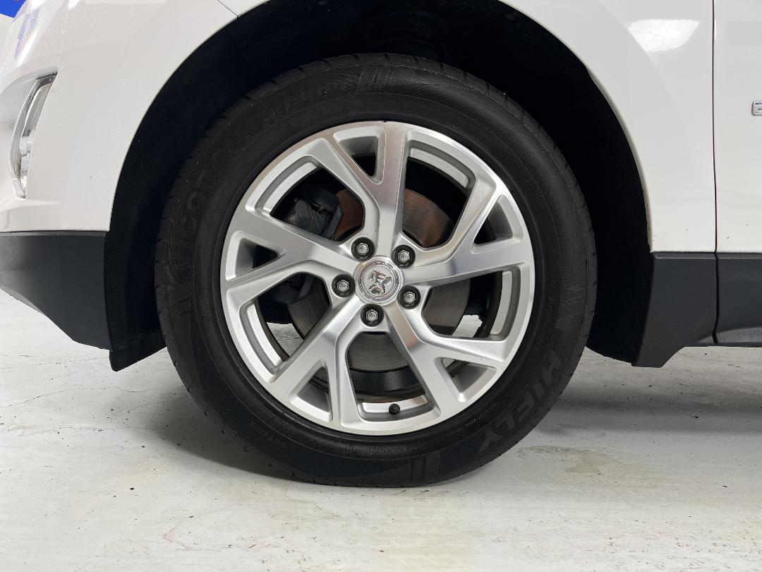 Photo '10' of Holden Equinox Photo '10' of Holden Equinox