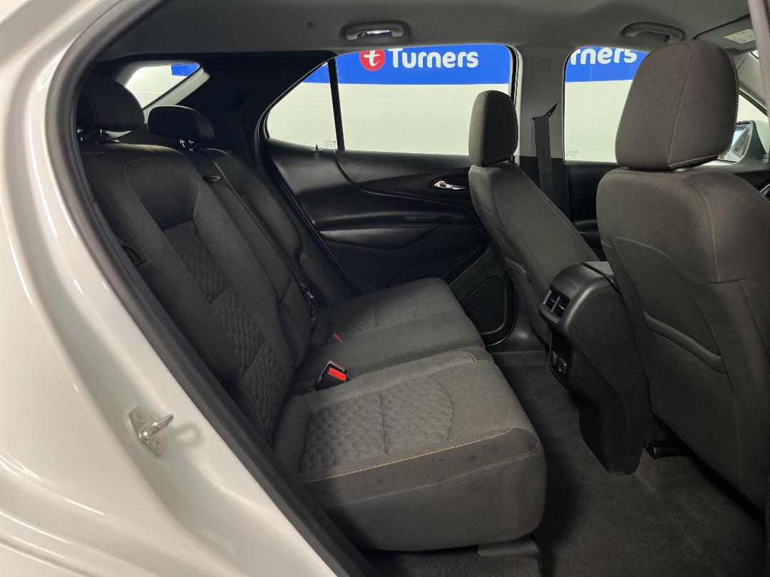 Photo '20' of Holden Equinox Photo '20' of Holden Equinox