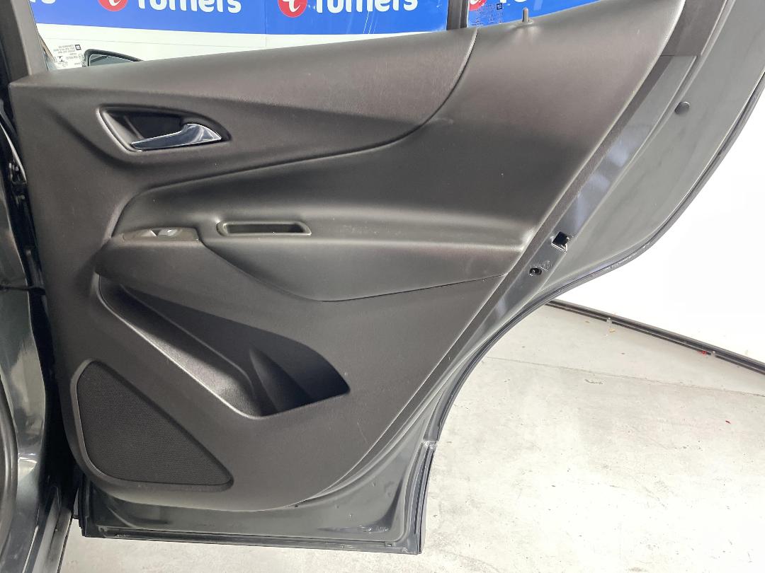 Photo '19' of Holden Equinox Photo '19' of Holden Equinox