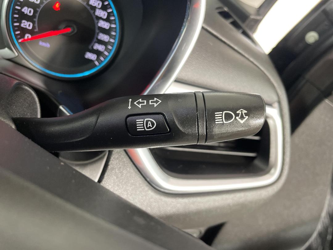 Photo '34' of Holden Equinox Photo '34' of Holden Equinox