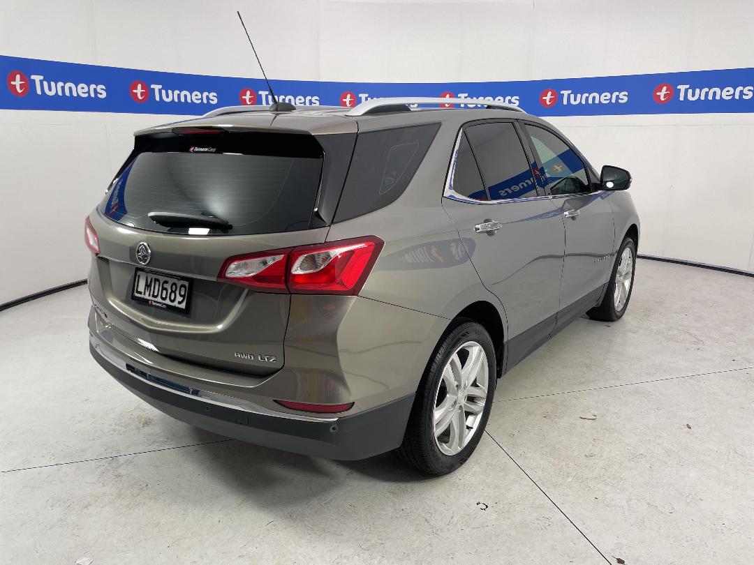 Photo '7' of Holden Equinox