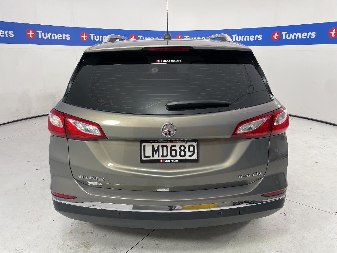 Photo '6' of Holden Equinox