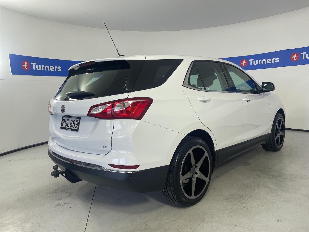 Photo '7' of Holden Equinox