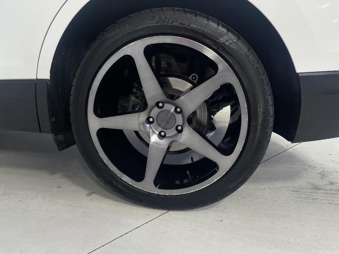 Photo '11' of Holden Equinox