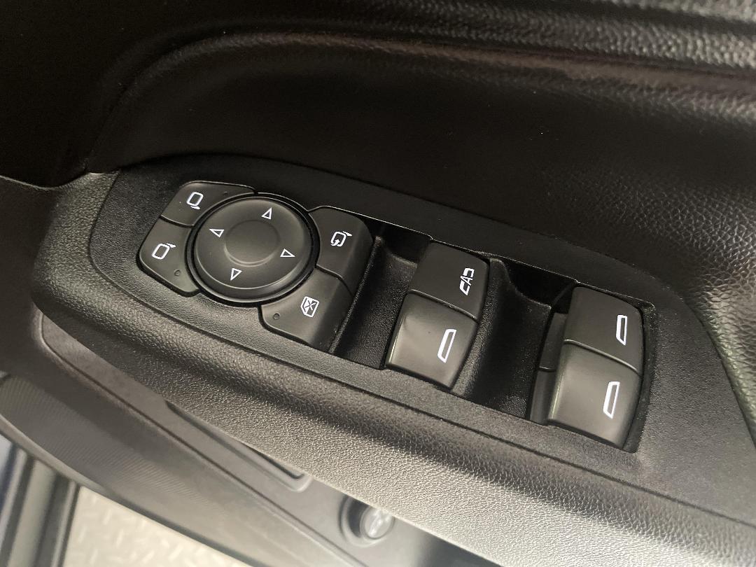 Photo '24' of Holden Equinox Photo '24' of Holden Equinox