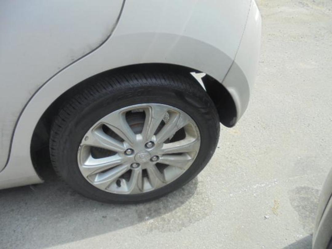 Photo '10' of Holden Spark LT Photo '10' of Holden Spark LT