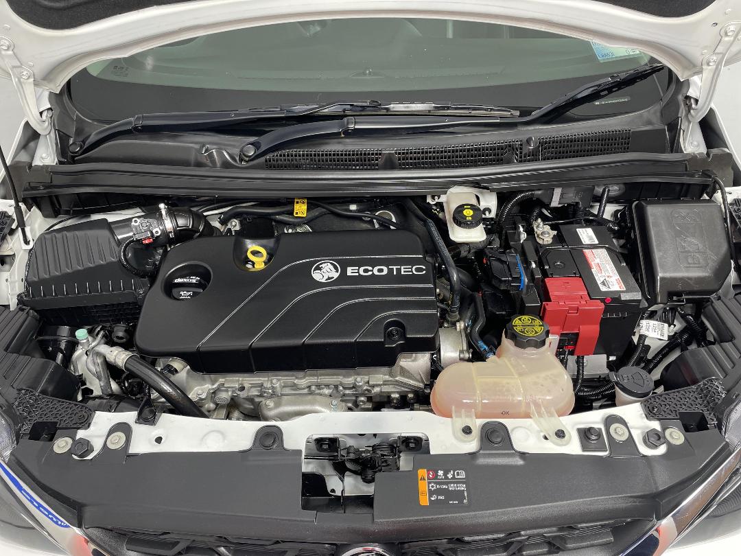 Photo '13' of Holden Spark