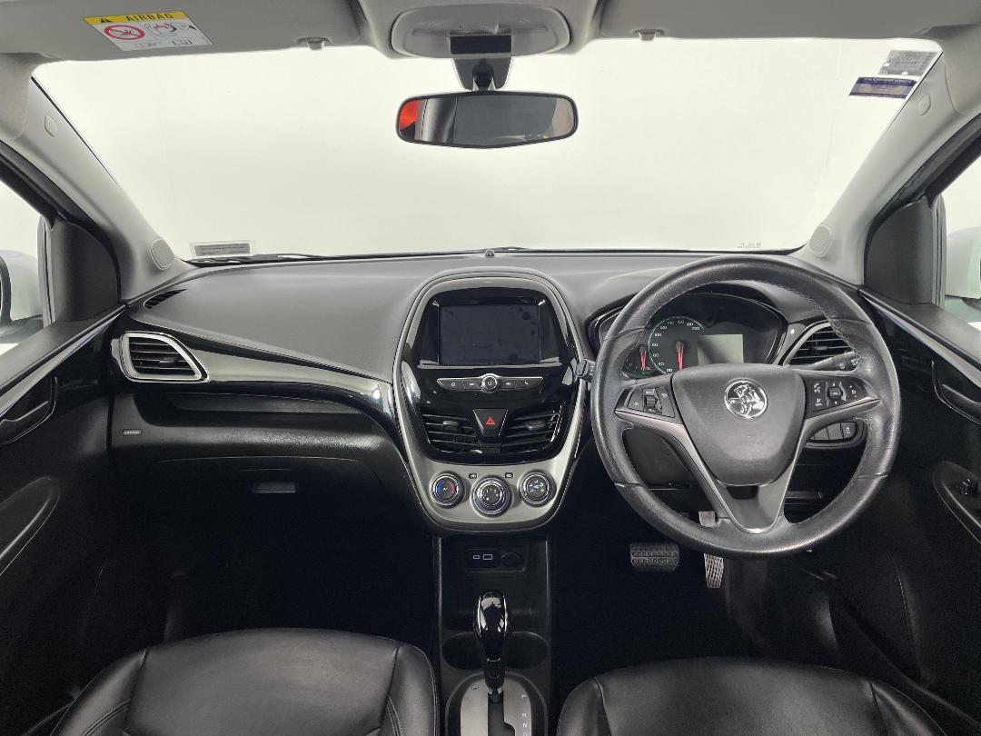 Photo '17' of Holden Spark