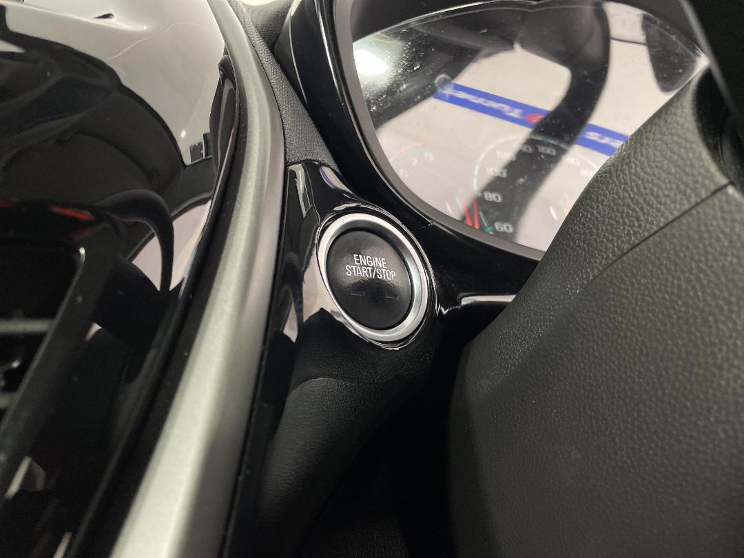 Photo '27' of Holden Spark