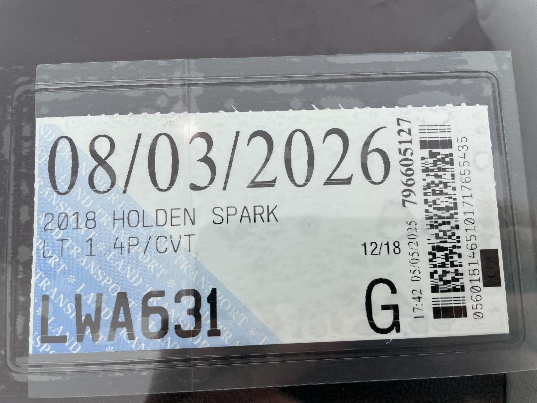 Photo '30' of Holden Spark