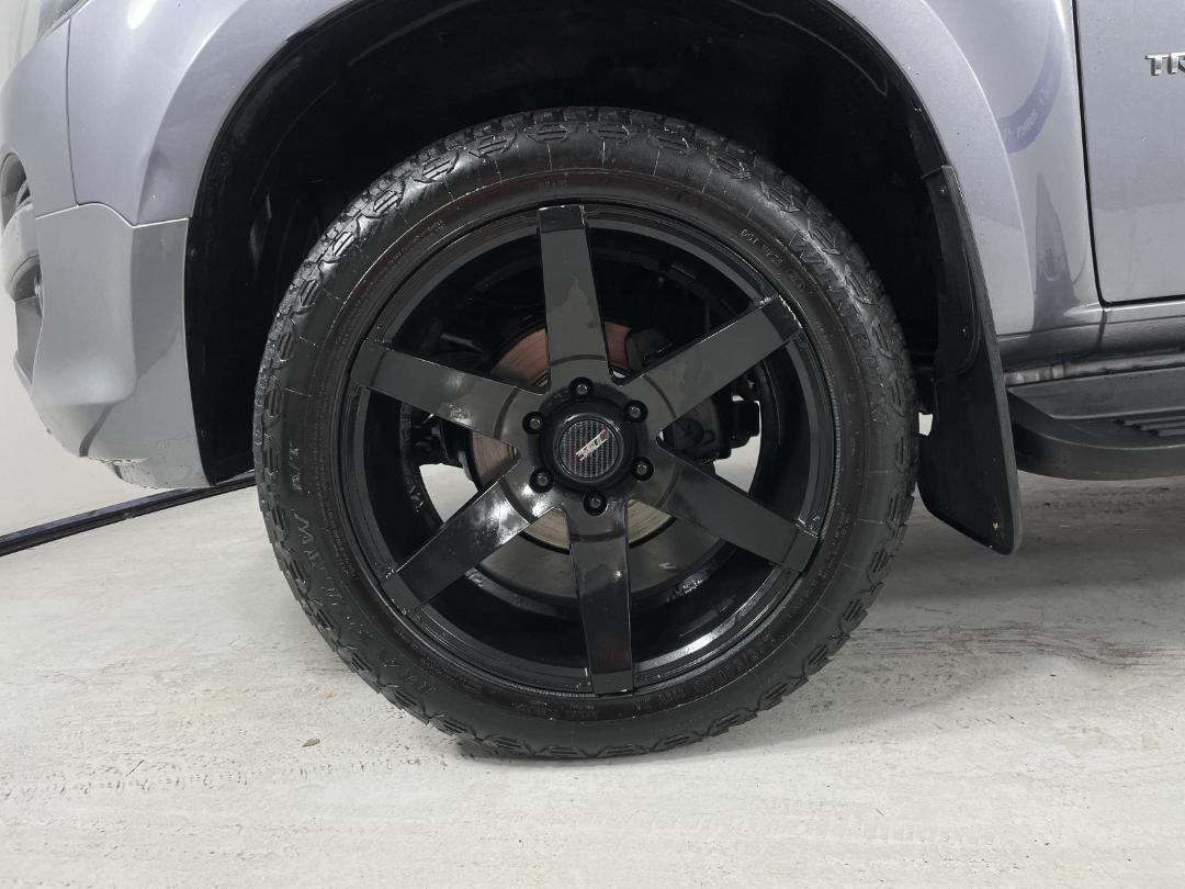 Photo '10' of Holden Trailblazer Photo '10' of Holden Trailblazer