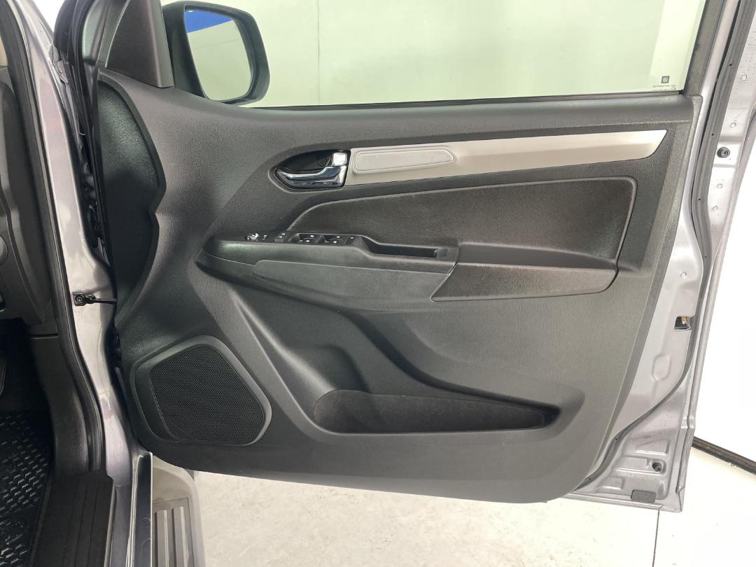 Photo '15' of Holden Trailblazer Photo '15' of Holden Trailblazer