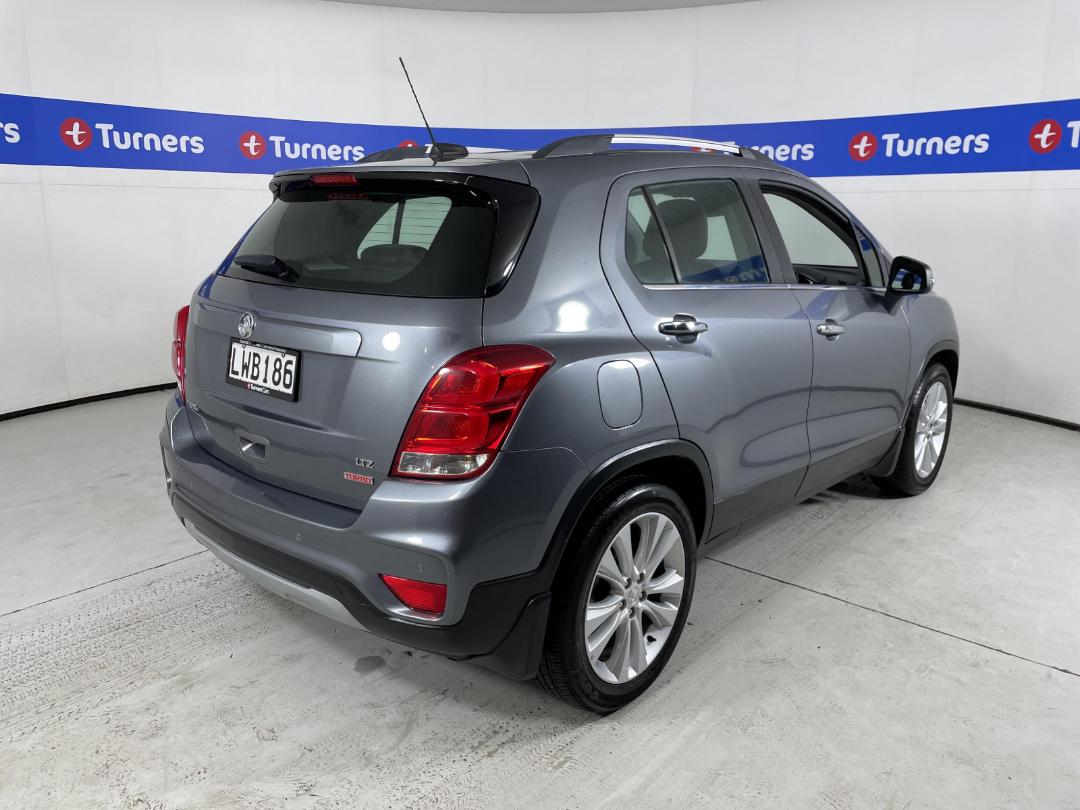 Photo '7' of Holden Trax