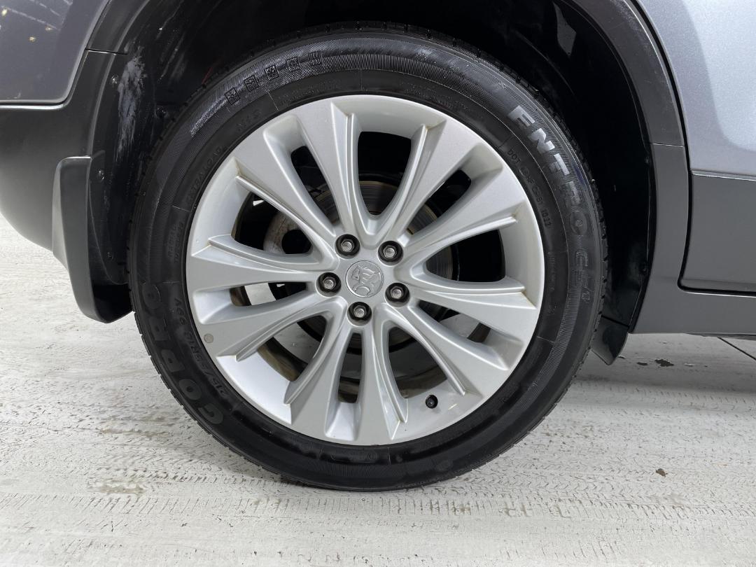 Photo '12' of Holden Trax