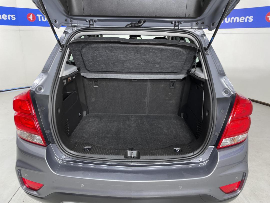 Photo '14' of Holden Trax