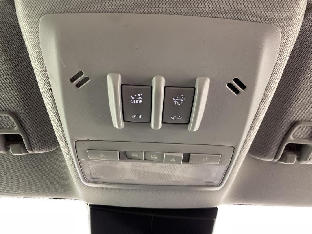 Photo '25' of Holden Trax