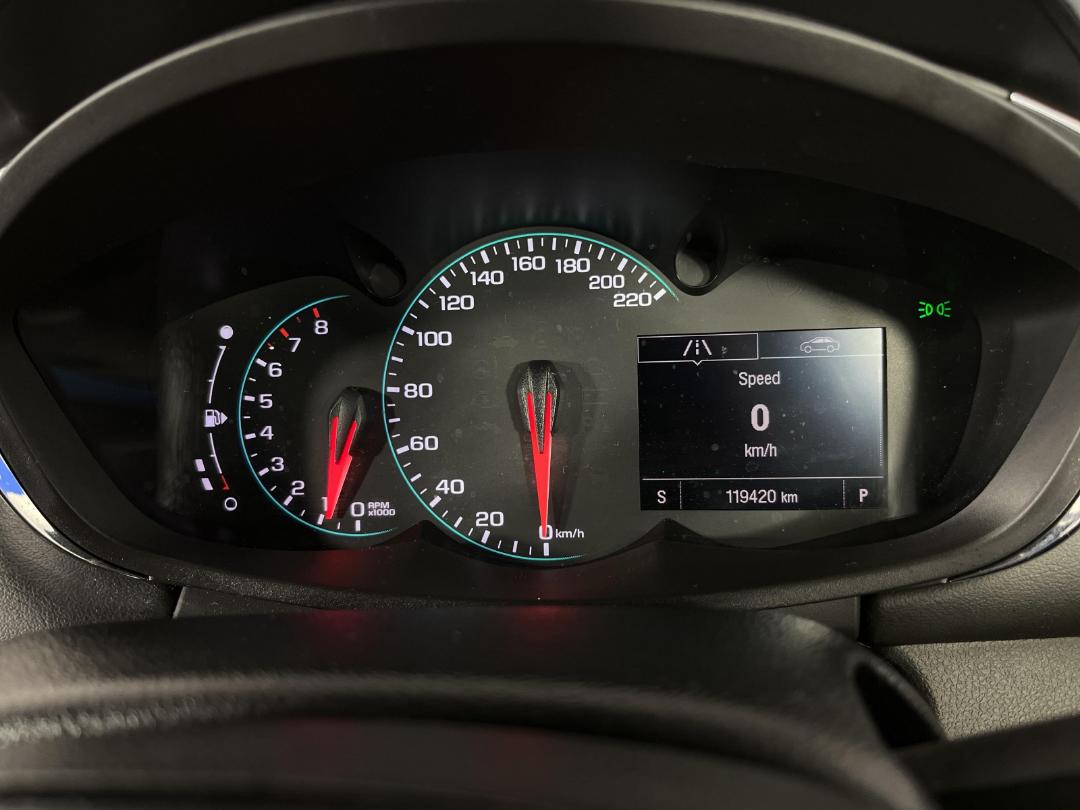 Photo '21' of Holden Trax