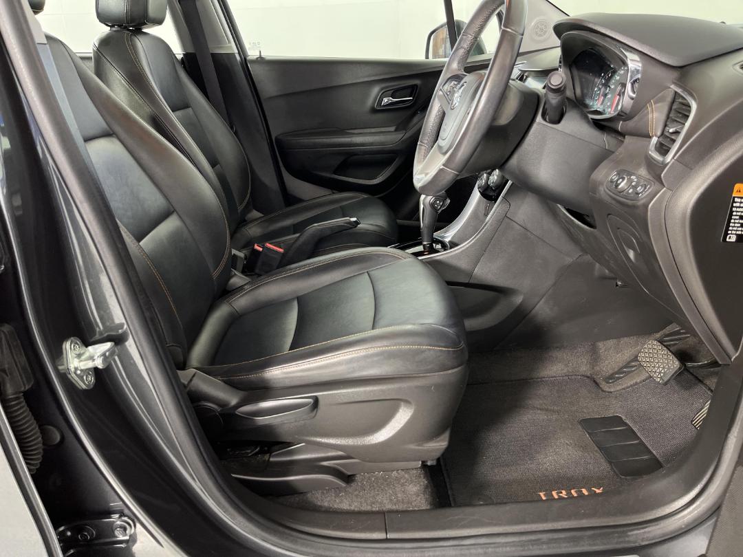 Photo '16' of Holden Trax