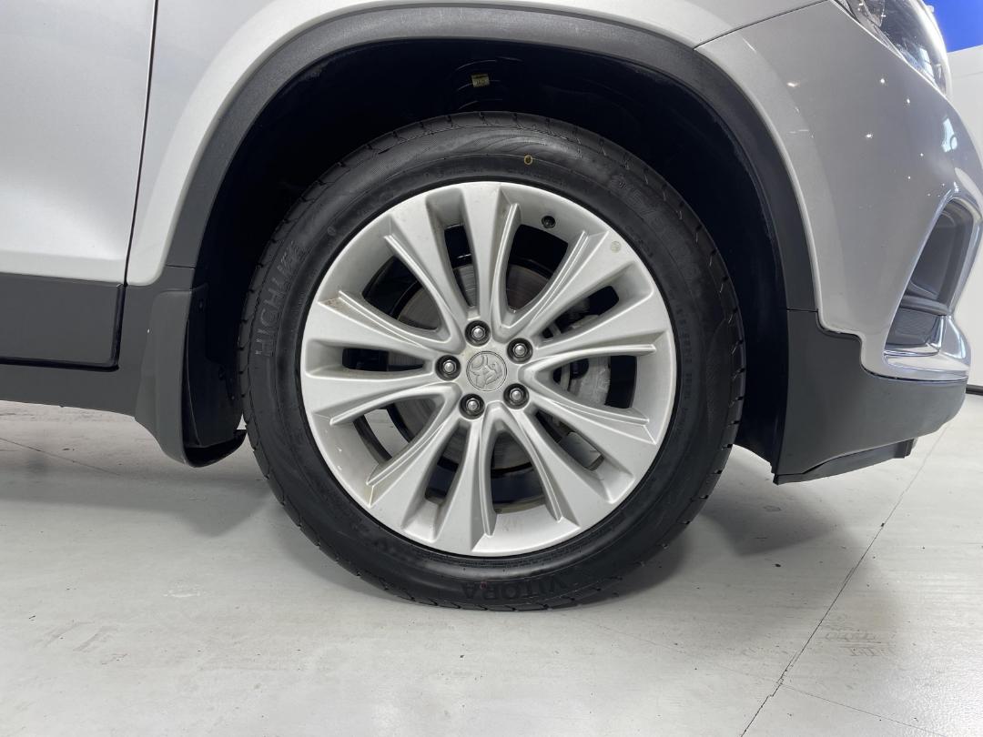 Photo '9' of Holden Trax