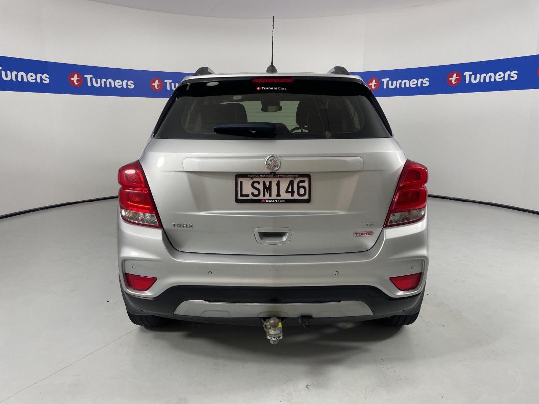 Photo '6' of Holden Trax