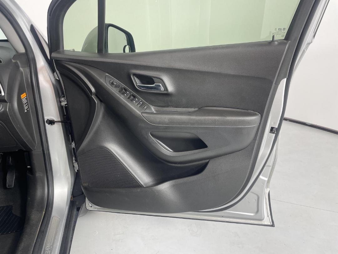 Photo '15' of Holden Trax