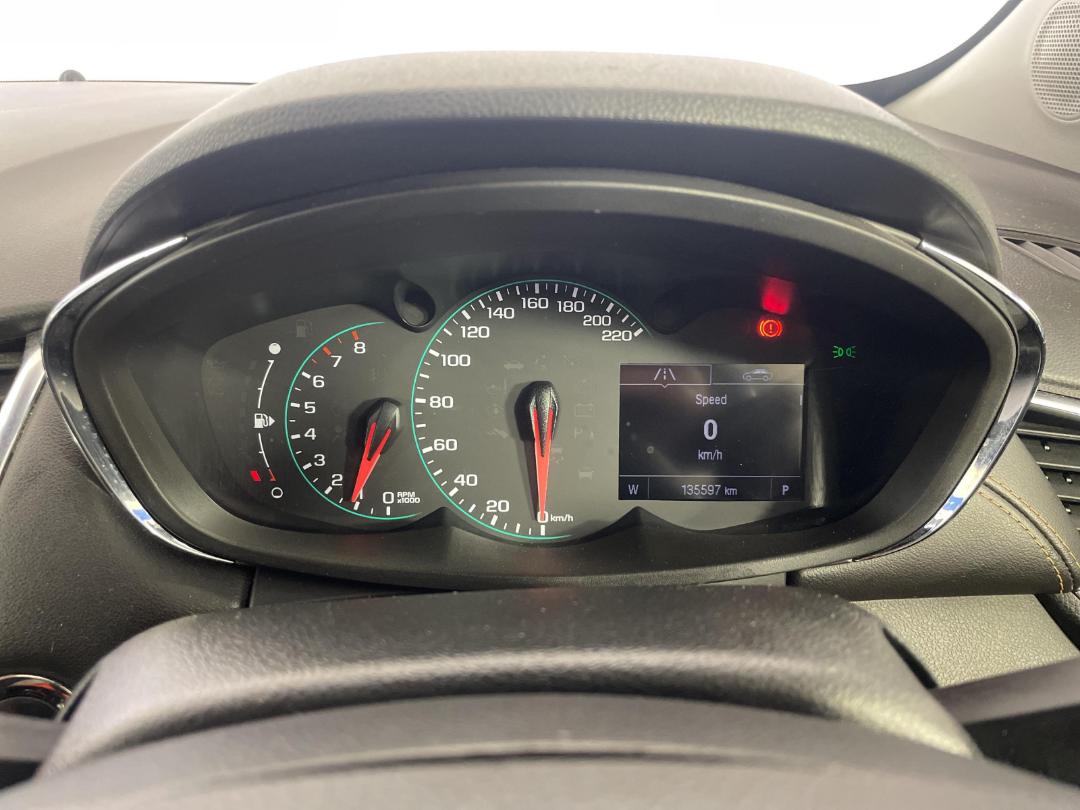 Photo '21' of Holden Trax