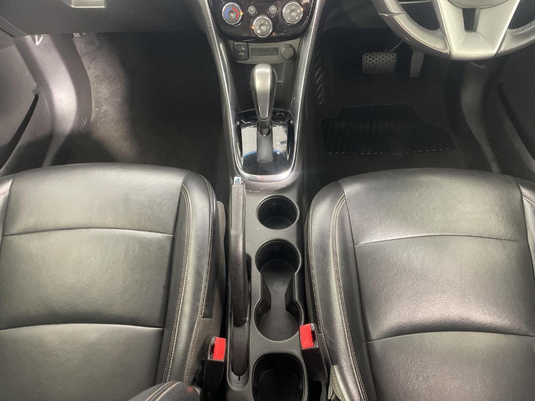 Photo '18' of Holden Trax