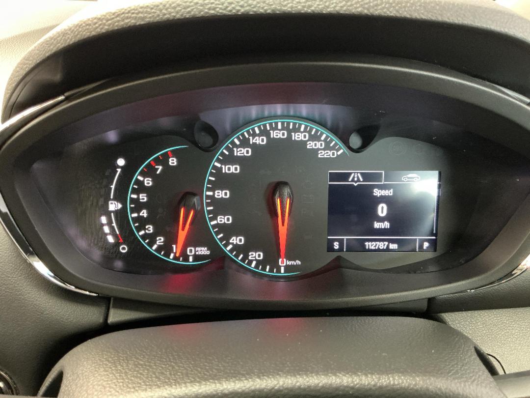 Photo '21' of Holden Trax