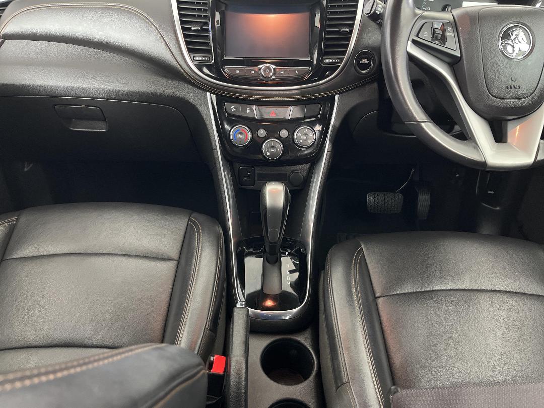 Photo '18' of Holden Trax Photo '18' of Holden Trax