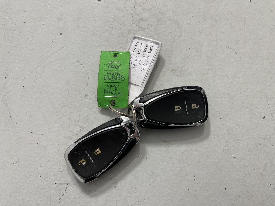 Photo '22' of Holden Trax Photo '22' of Holden Trax