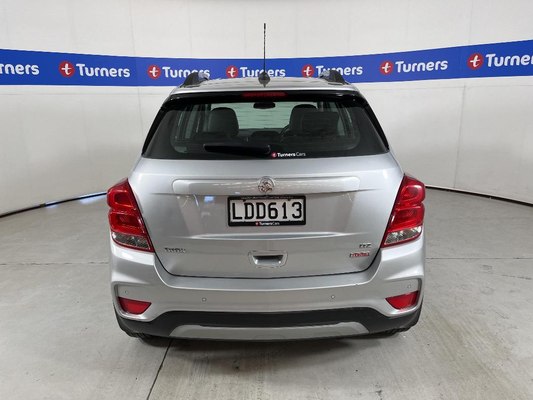 Photo '6' of Holden Trax