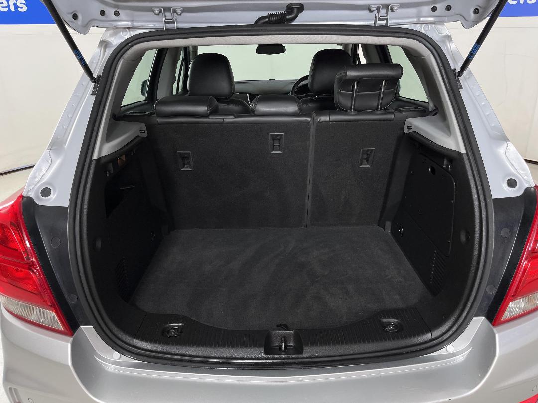 Photo '14' of Holden Trax