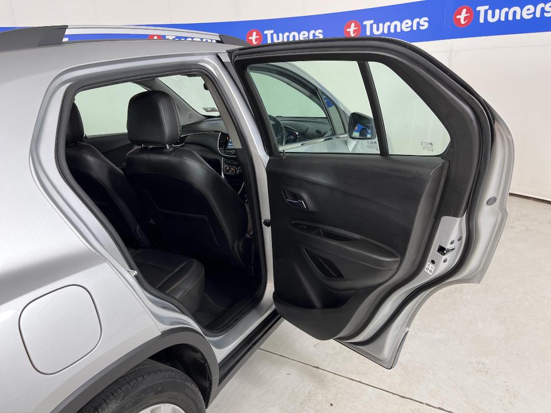 Photo '19' of Holden Trax