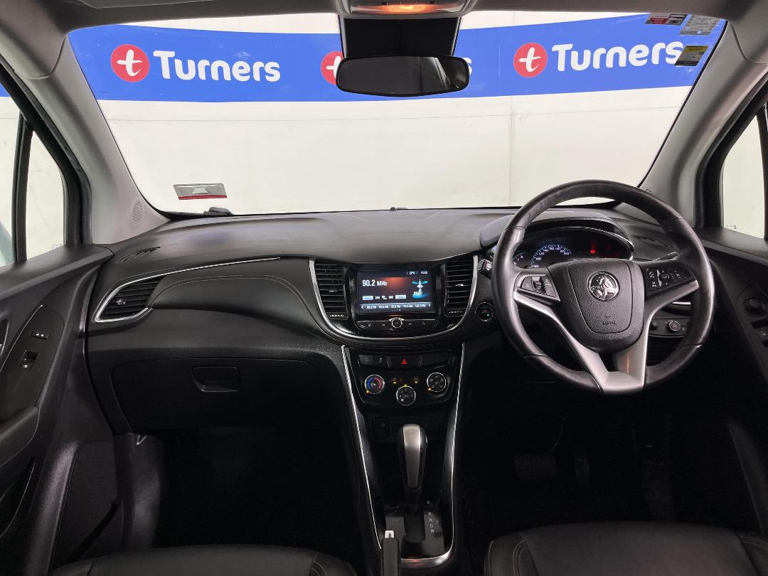 Photo '17' of Holden Trax