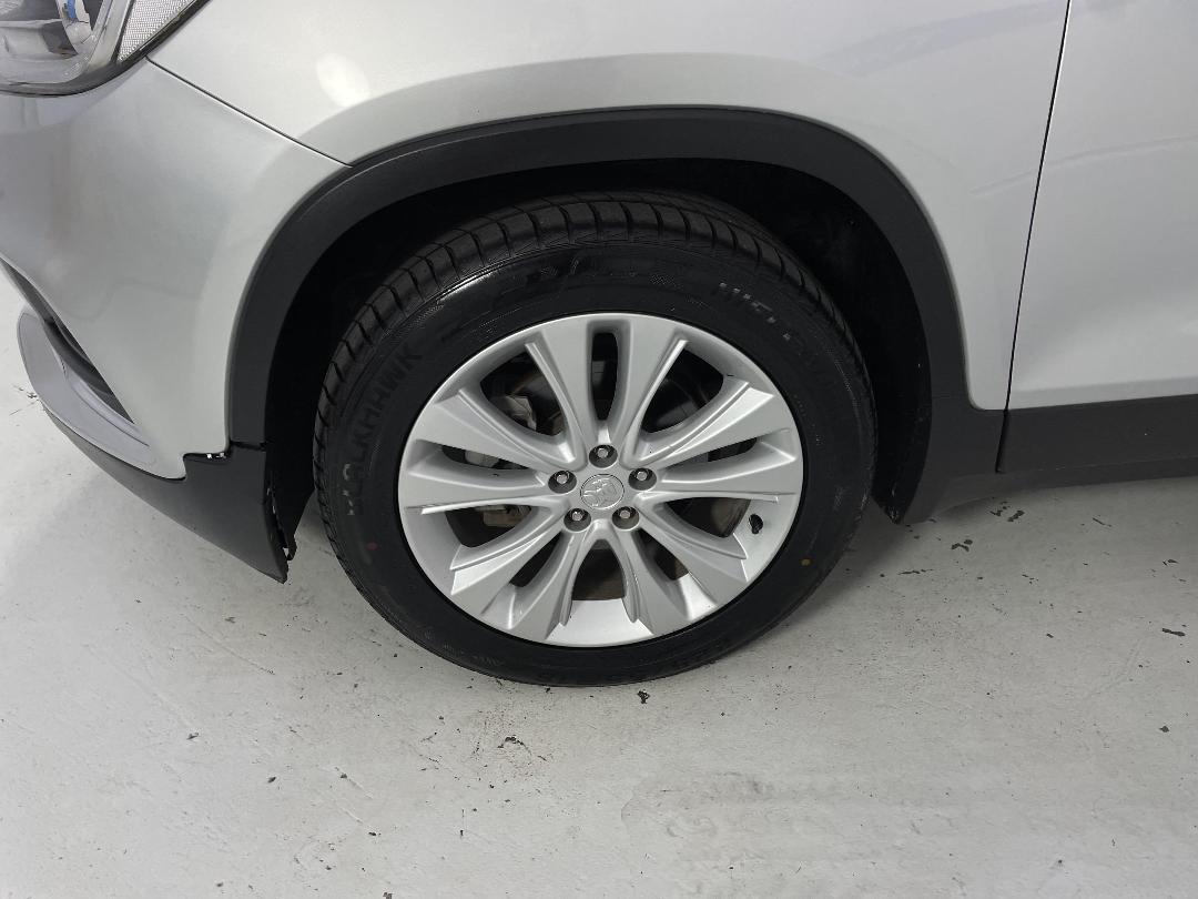 Photo '10' of Holden Trax