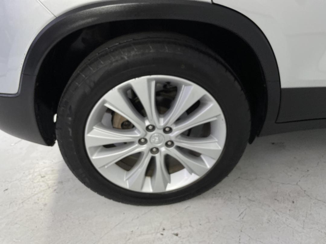 Photo '12' of Holden Trax