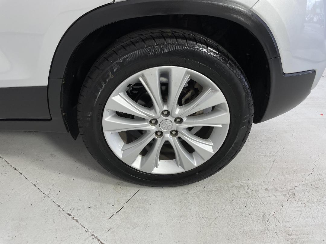 Photo '11' of Holden Trax