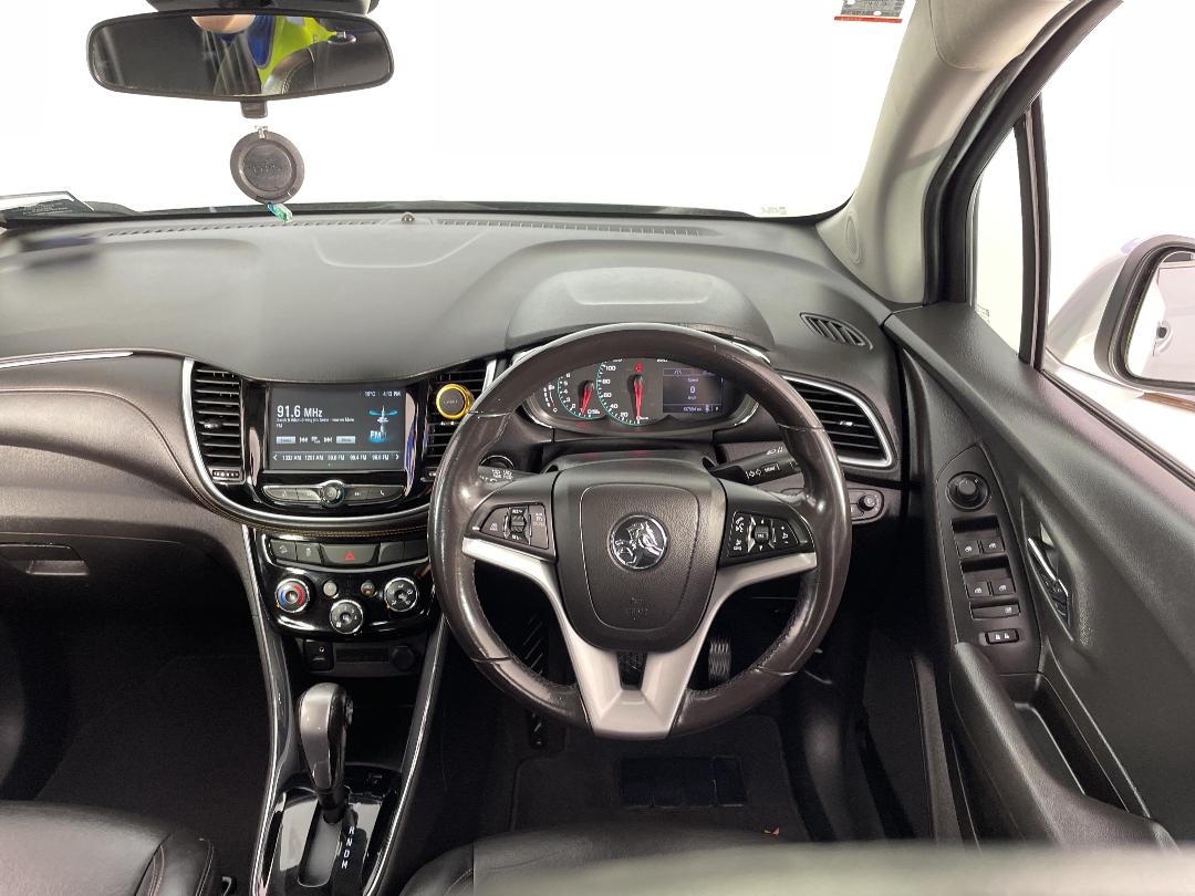 Photo '17' of Holden Trax