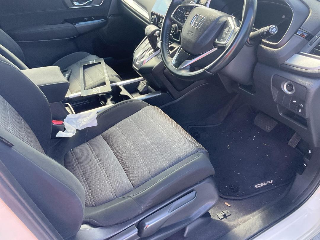 Photo '8' of Honda CRV 2WD Touring Photo '8' of Honda CRV 2WD Touring