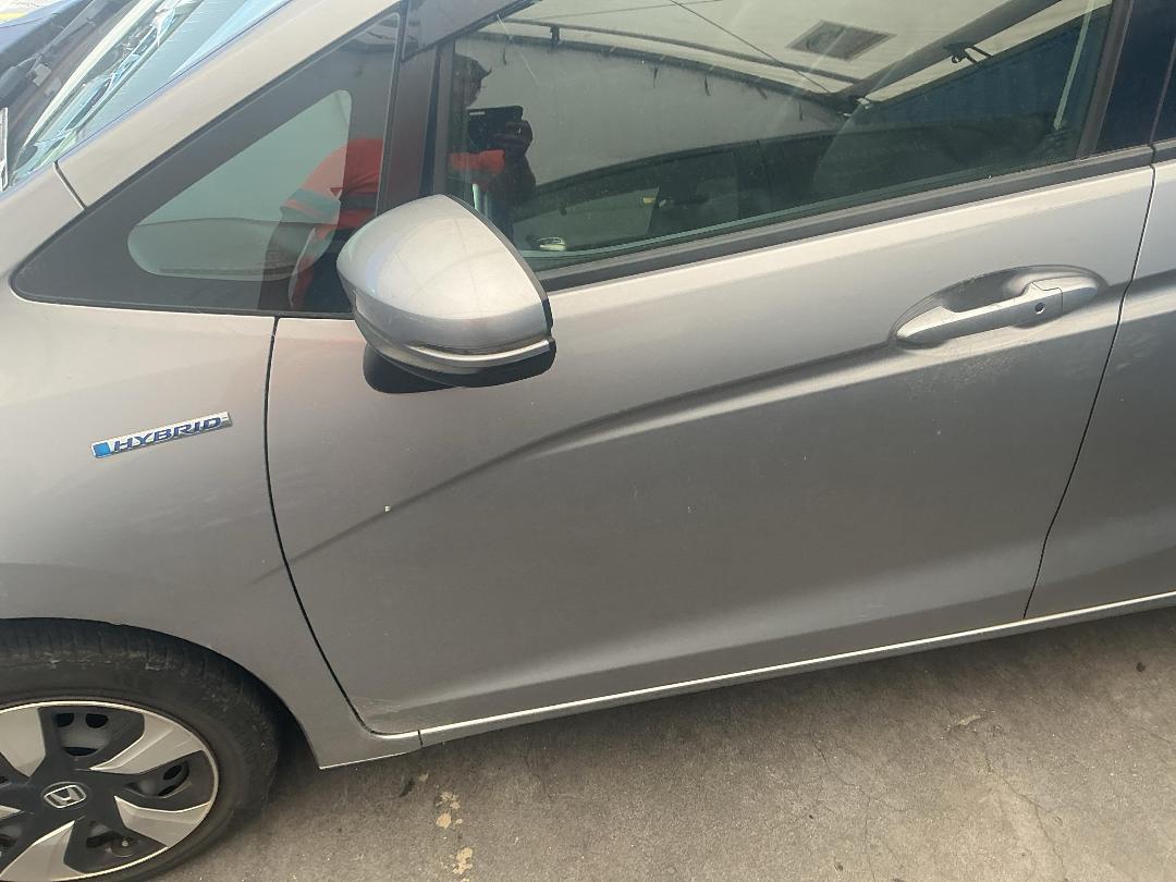 Photo '9' of Honda FIT Hybrid