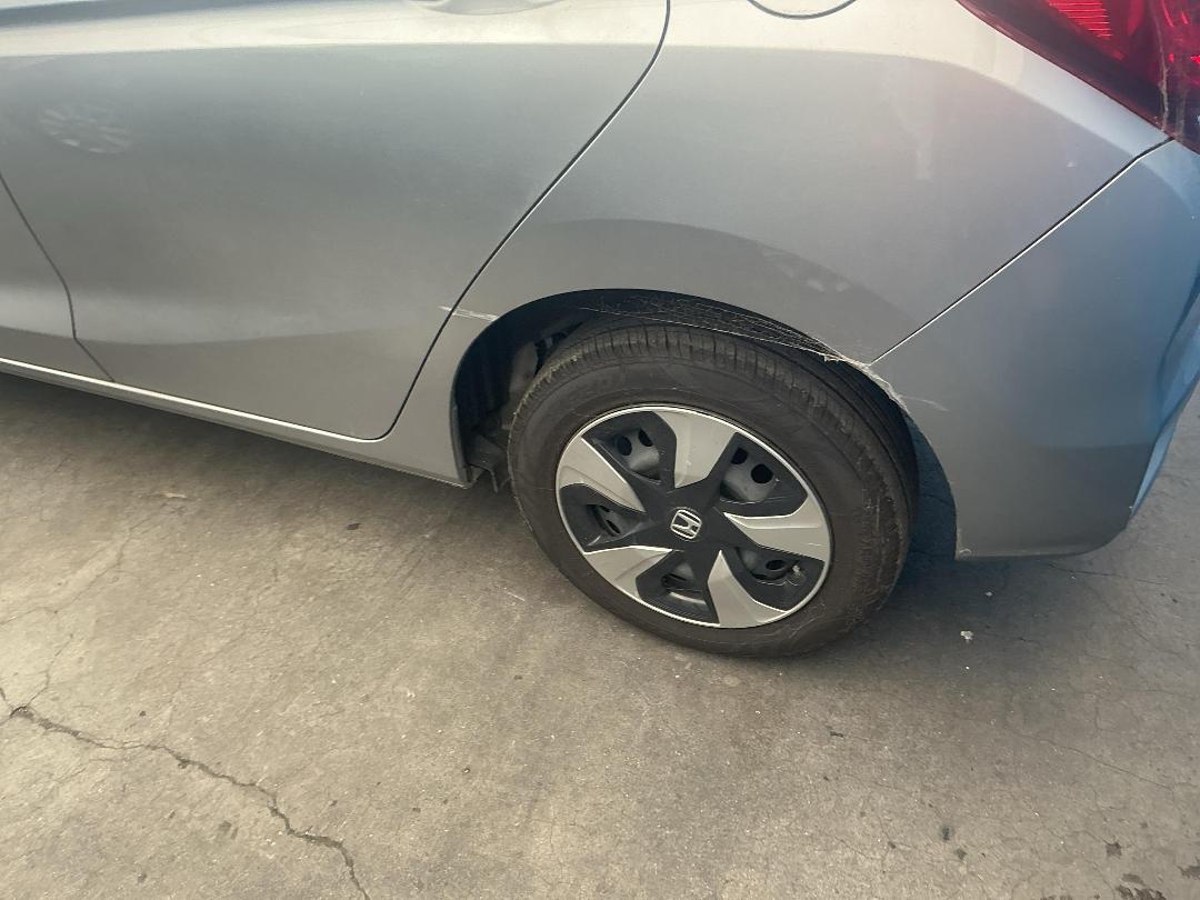 Photo '11' of Honda FIT Hybrid