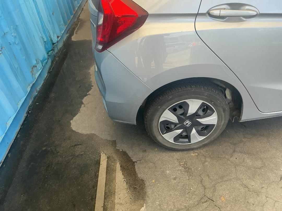 Photo '14' of Honda FIT Hybrid