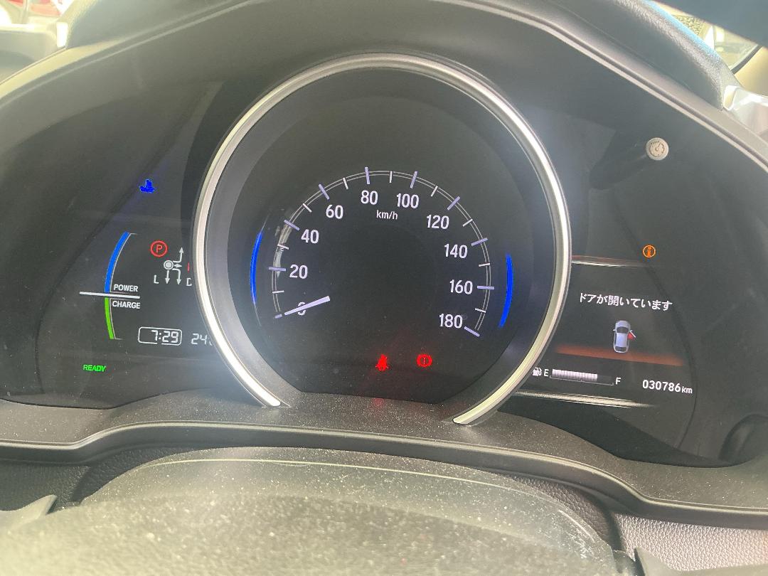 Photo '18' of Honda FIT Hybrid