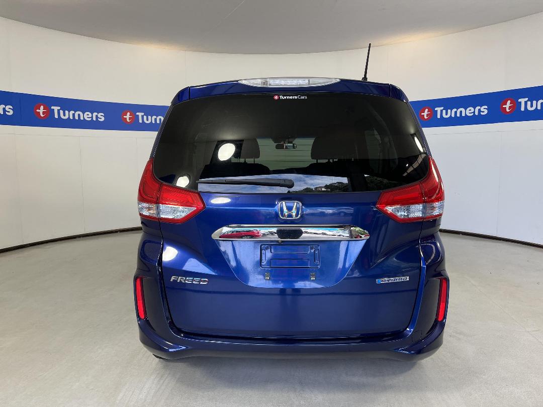 Photo '6' of Honda Freed