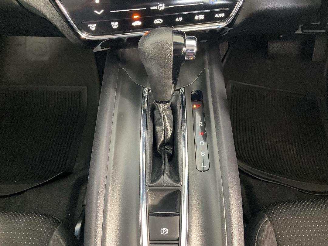 Photo '18' of Honda HR-V