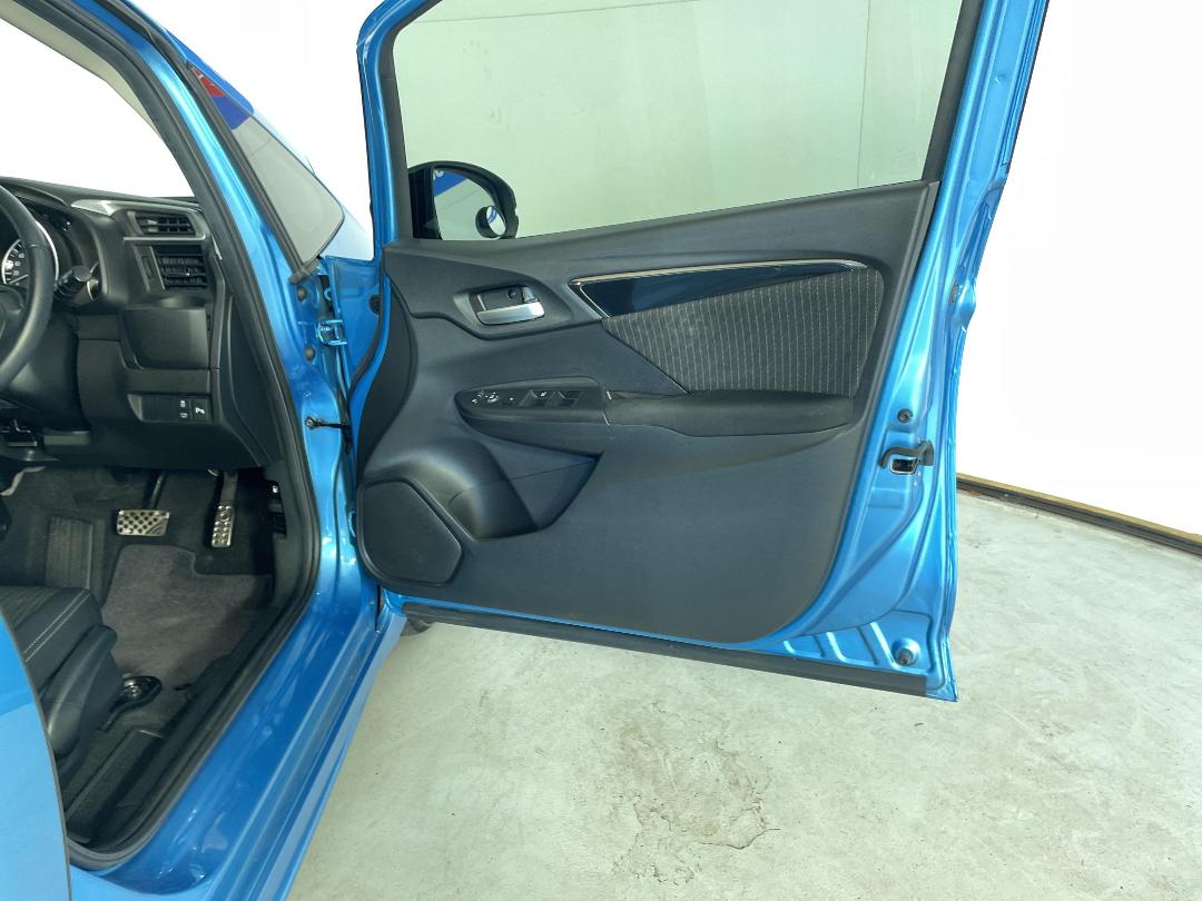 Photo '15' of Honda Jazz Photo '15' of Honda Jazz