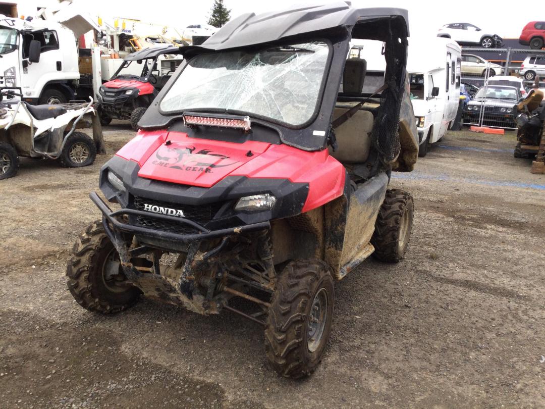 Photo '8' of Honda SXF700 2P Pioneer Photo '8' of Honda SXF700 2P Pioneer