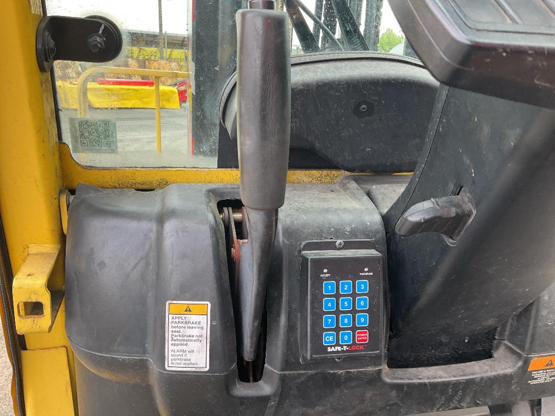 Photo '13' of Hyster H 3.0 FT Forklift