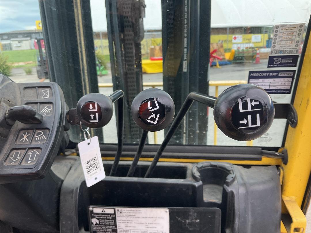 Photo '12' of Hyster H 3.0 FT Forklift