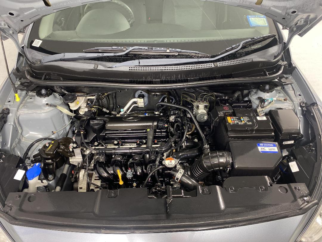 Photo '13' of Hyundai Accent Photo '13' of Hyundai Accent